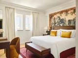 1 Bedroom Cortes Double Suite with Parliament view