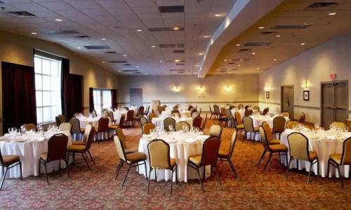 Deerhurst Resort - 11