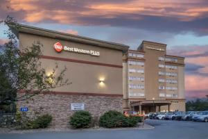Best Western Plus Chocolate Lake Hotel - Halifax
