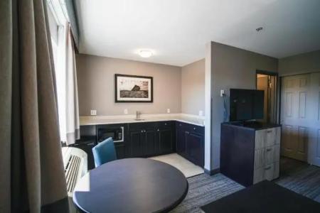 Best Western Plus Chocolate Lake - Halifax - 68