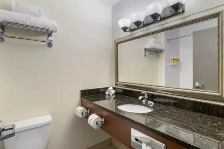 Best Western Plus Chocolate Lake - Halifax - 57