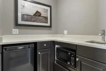 Best Western Plus Chocolate Lake - Halifax - 33