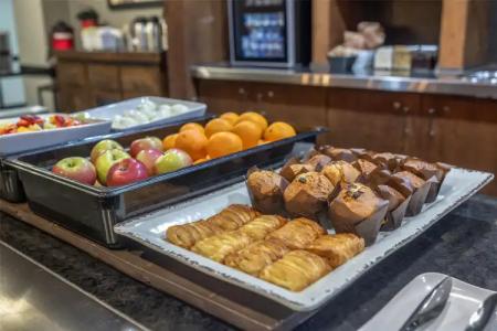 Best Western Plus Chocolate Lake - Halifax - 10