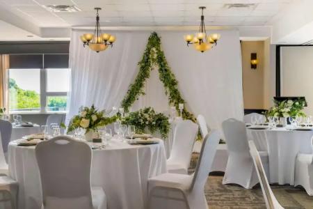 Best Western Plus Chocolate Lake - Halifax - 41