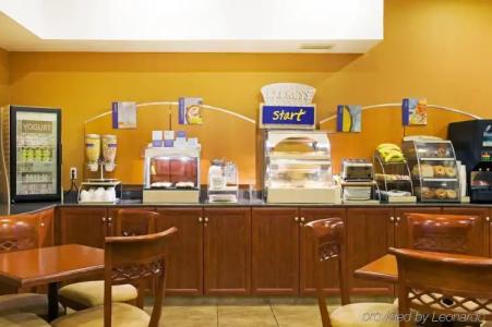 Holiday Inn Express Grande Prairie, an IHG - 13