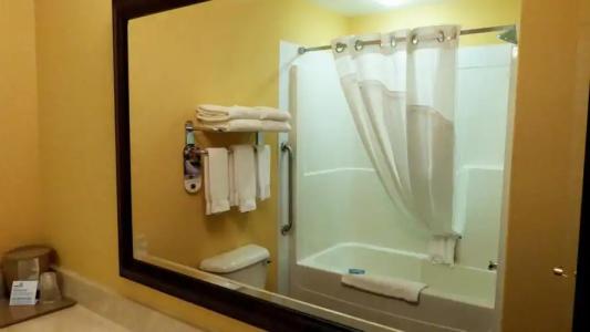 Holiday Inn Express Grande Prairie, an IHG - 20