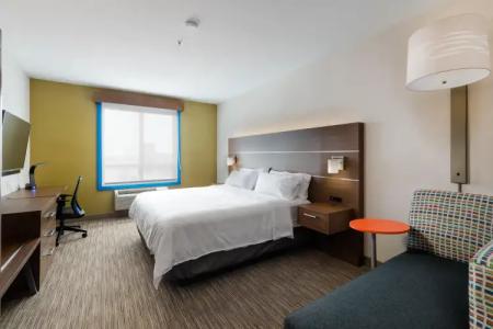 Holiday Inn Express Grande Prairie, an IHG - 3