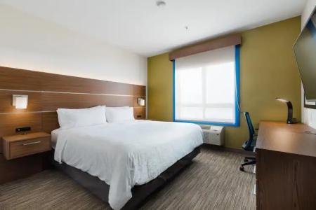 Holiday Inn Express Grande Prairie, an IHG - 4