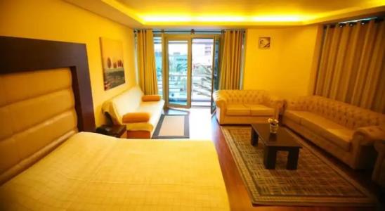 Vlora International - 31