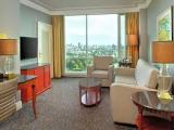 1 Bedroom Executive Double Suite with lake view