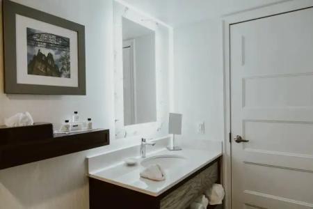 Crowne Plaza Fredericton Lord Beaverbrook, an IHG - 44