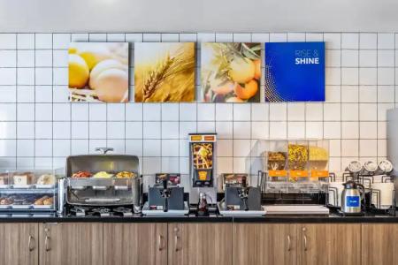 Comfort Inn Fredericton - 22