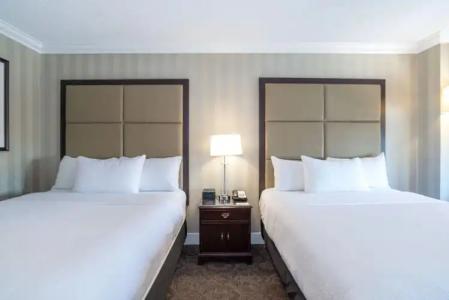 Sandman Signature Edmonton Downtown - 15