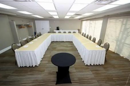 Canterra Suites - 13