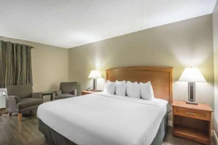 Quality Inn West Edmonton - 69