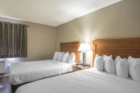 Quality Inn West Edmonton - 65