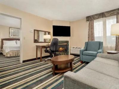 Holiday Inn Conference Centre Edmonton South, an IHG - 72