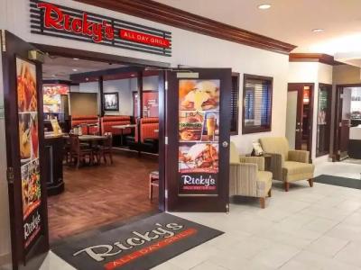 Holiday Inn Conference Centre Edmonton South, an IHG - 10