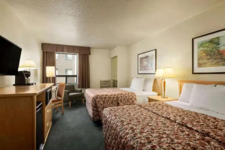Wingate by Wyndham - Edmonton West - 43