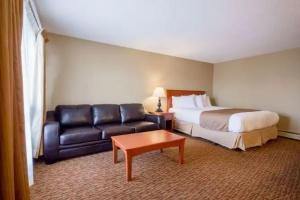 West Edmonton Motor Inn, Edmonton