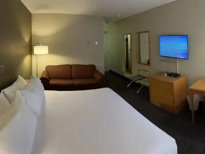 Heritage Inn & Convention Centre - Cranbrook - 1