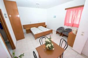 Apartment Hotels