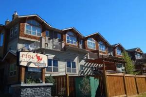 Fire Mountain Lodge, Canmore