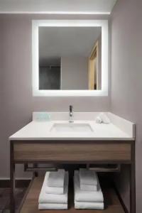 Grande Rockies Resort-Bellstars & Resorts - 6