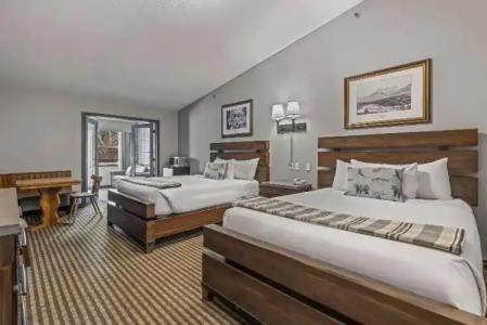 Canmore Rocky Mountain Inn - 39