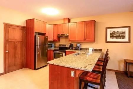 Canmore Rocky Mountain Inn - 18