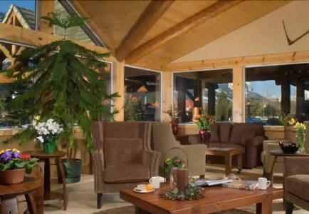 Canmore Rocky Mountain Inn - 12