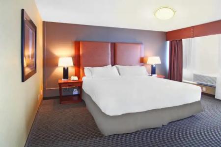 Holiday Inn Express and Suites Calgary, an IHG - 73