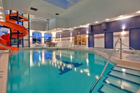 Holiday Inn Express Calgary South, an IHG - 15