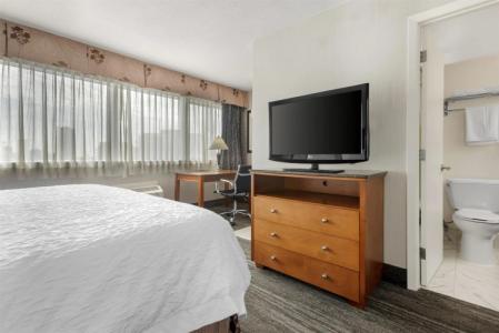 Best Western Plus Suites Downtown Calgary - 64