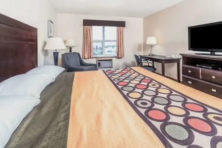 Super 8 by Wyndham Calgary/Airport - 4