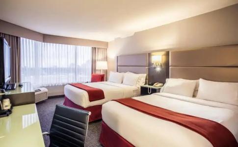 Holiday Inn Express Vancouver-Metrotown (Burnaby) - 24