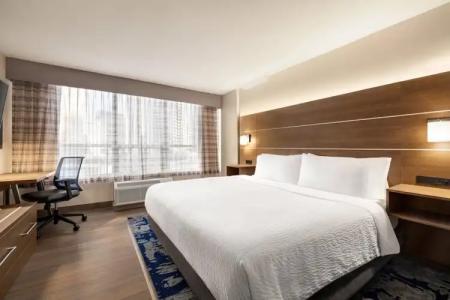 Holiday Inn Express Vancouver-Metrotown (Burnaby) - 58