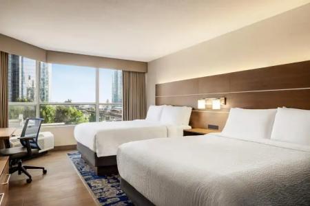 Holiday Inn Express Vancouver-Metrotown (Burnaby) - 2