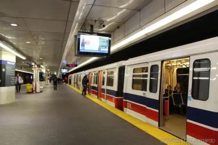 Holiday Inn Express Vancouver-Metrotown (Burnaby) - 29