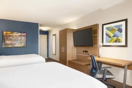 Holiday Inn Express Vancouver-Metrotown (Burnaby) - 3