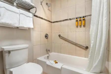 Best Western PLUS Burnaby - 37