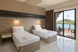 Rosie's Bellezza Apart-hotel