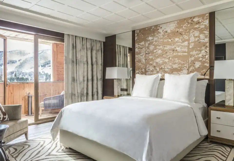 One-Bedroom King Suite