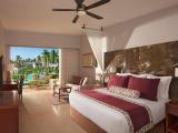 Preferred Club Deluxe Partial Ocean View King Room