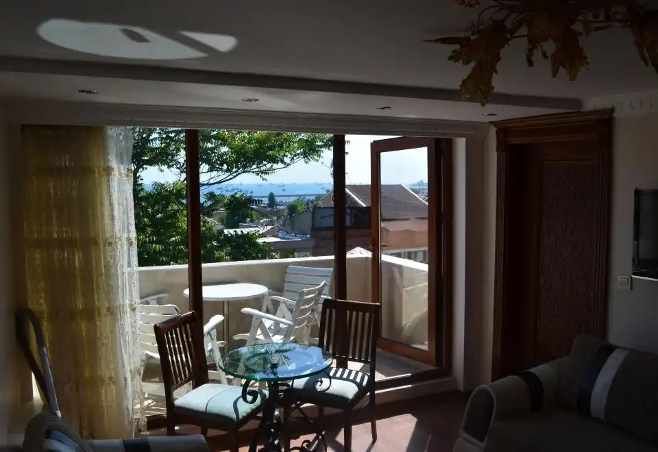 Standard Suite
