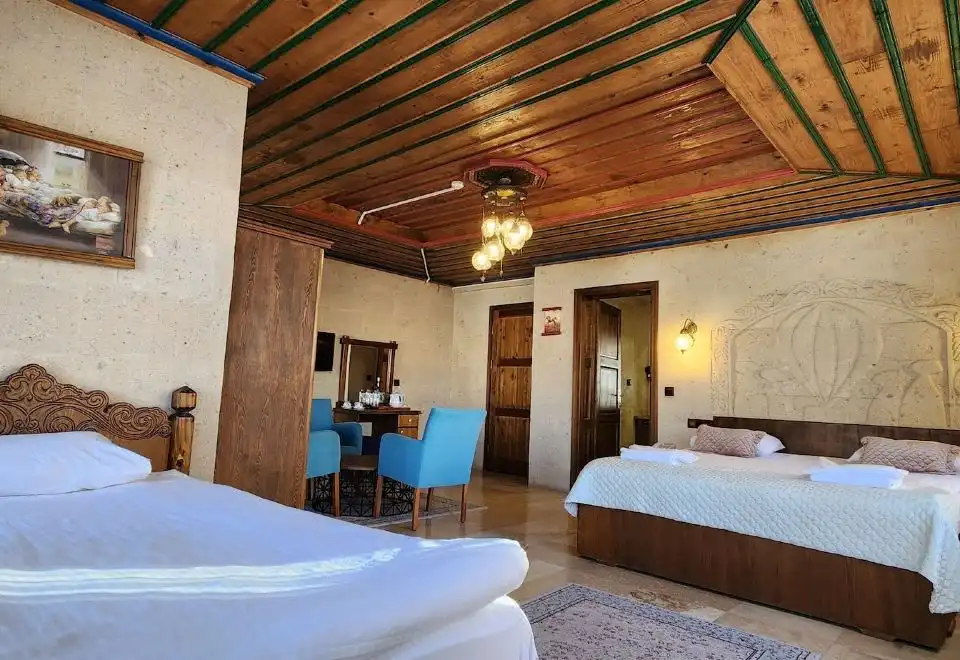 Deluxe Triple Room with Balcony