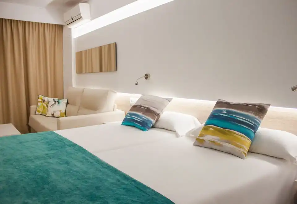 Double Or Twin Room With Pool View