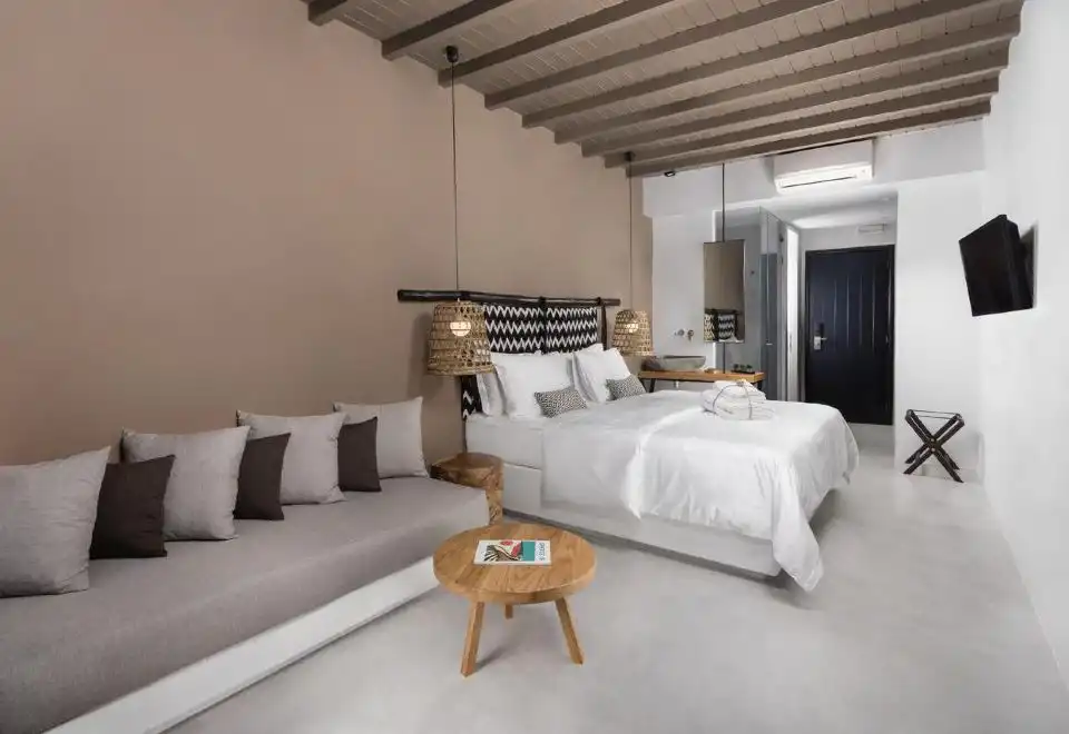 Private Pool Deluxe Room