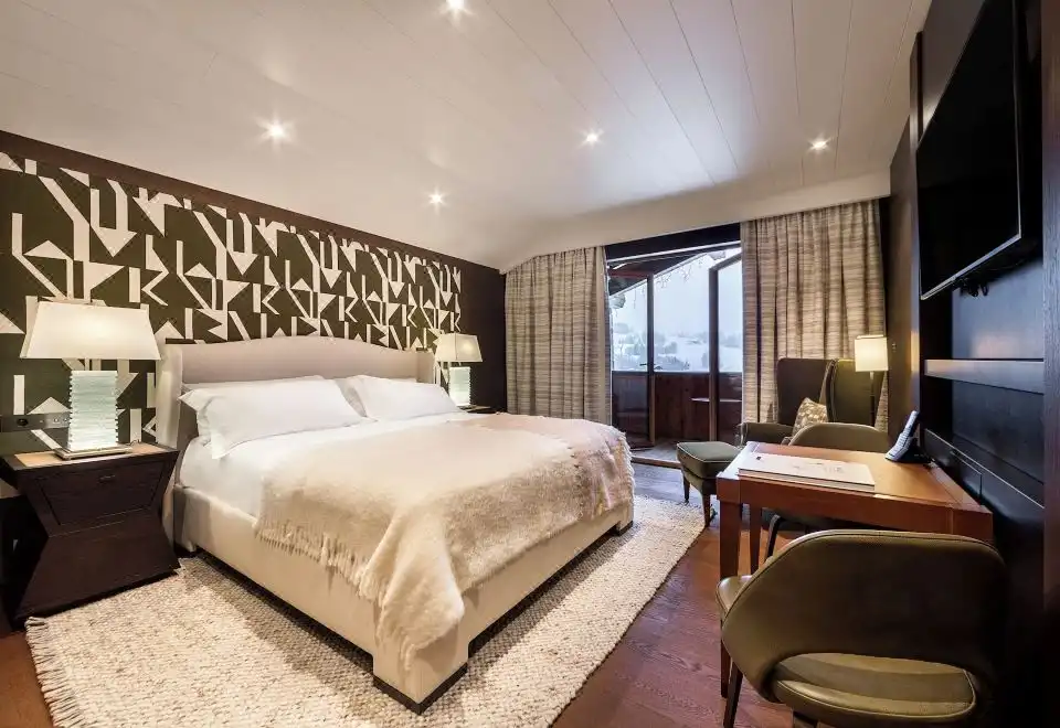 Prestige Room ( 2 Twin Beds)
