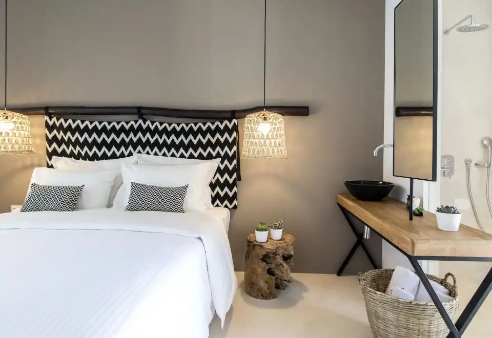 Classic Double Room with Town and Sea View